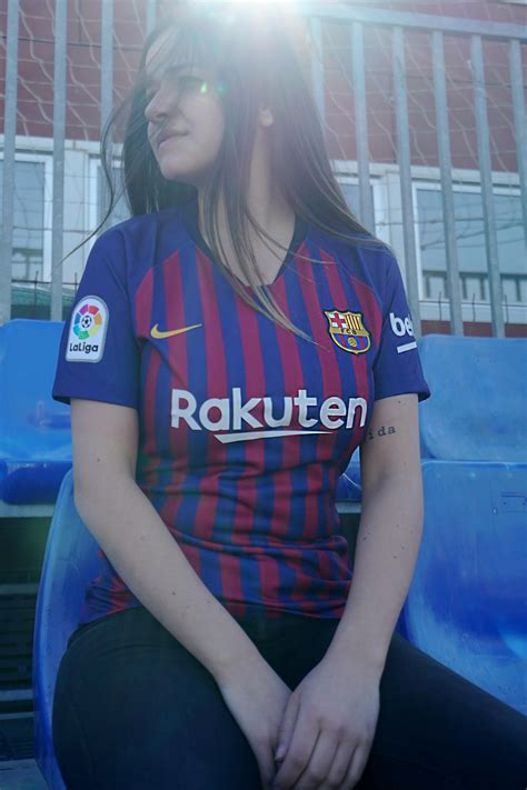 chicas guapas barcelona|Chicas Guapas De Barcelona (@ladiesbcn)